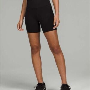 Lululemon Base Pace High-Rise Short 6″ – Black, Size 6